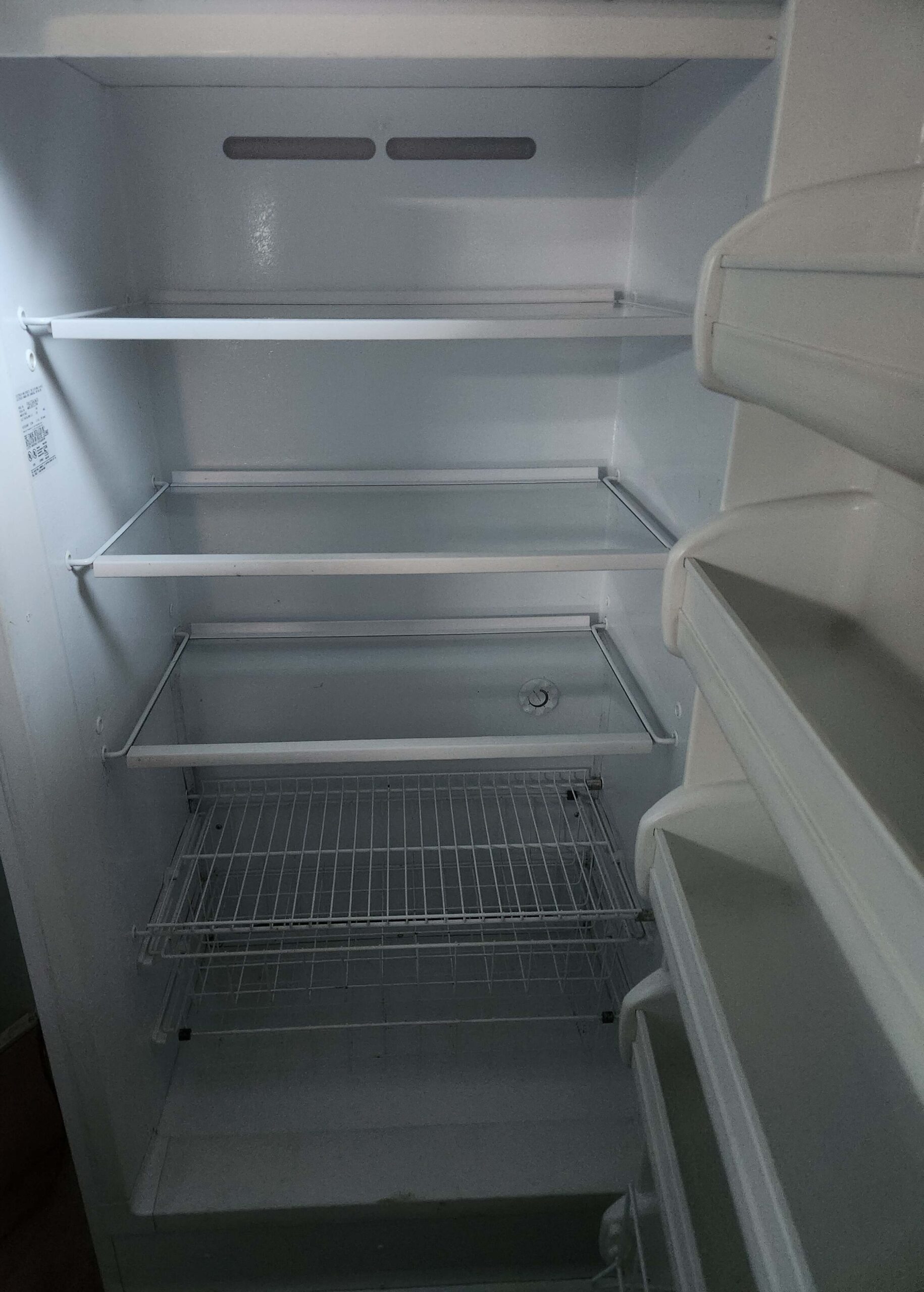 Frigidaire Frigidaire Fru17G4Jw10 – Image 2