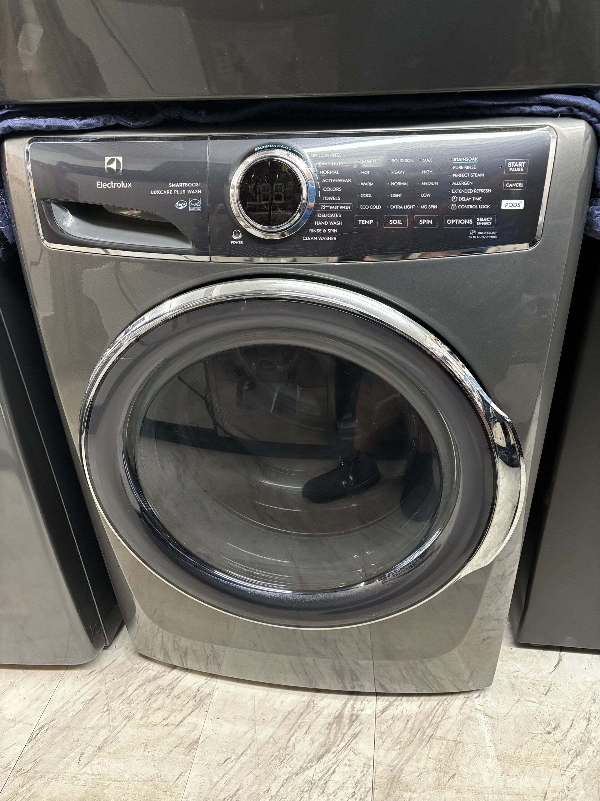 Laveuse Frontal Electrolux ELFW7637AT – Image 4